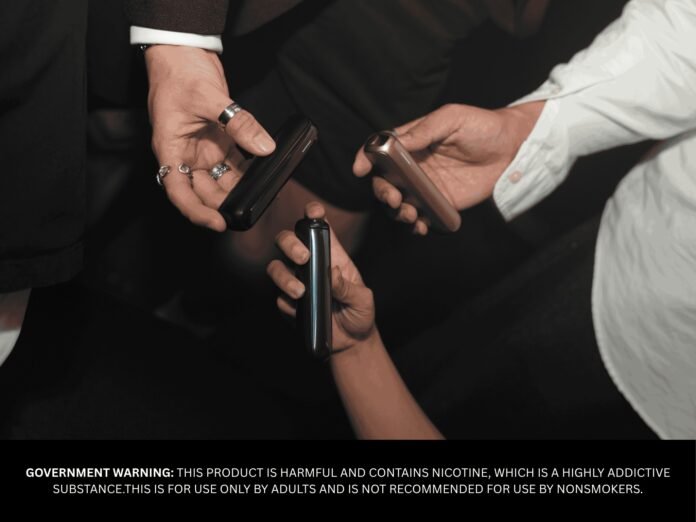 Ploom_AURA_photo_1_under_700kb