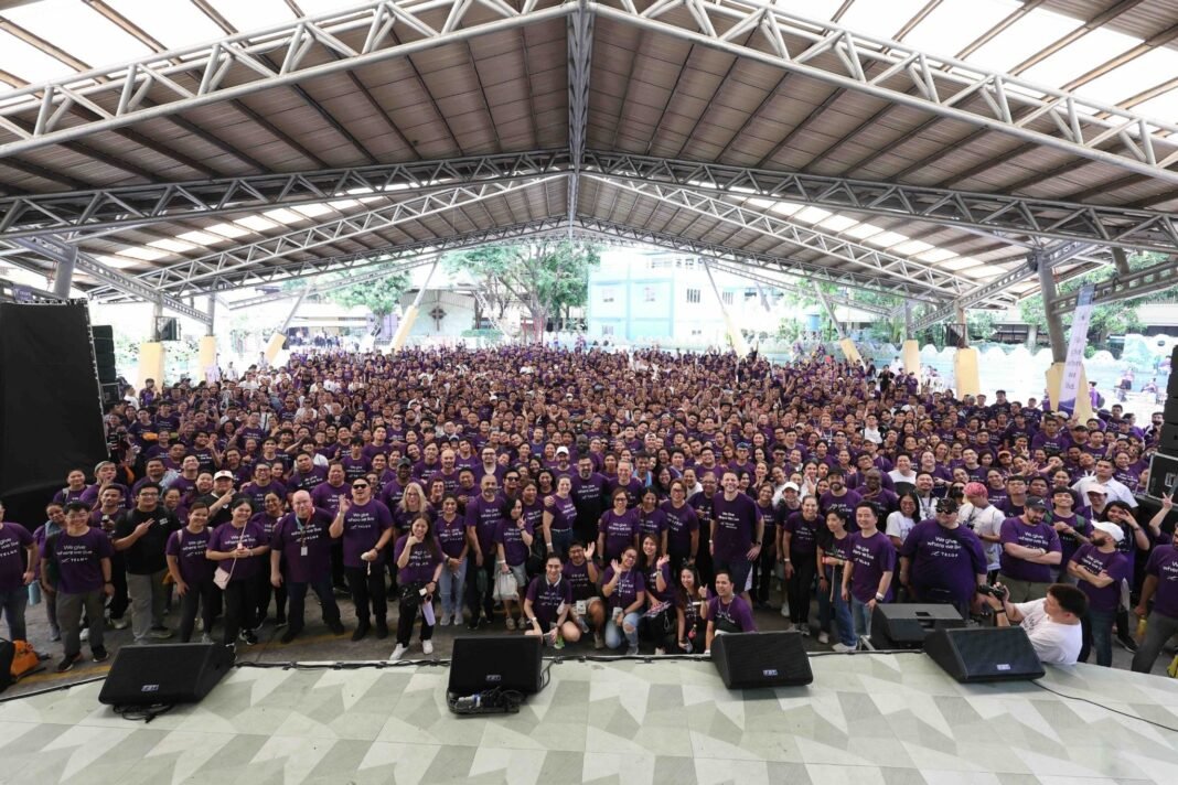 Over 1,300 Volunteers from TELUS Digital Philippines Transform Century-Old School Ahead of the New School Year